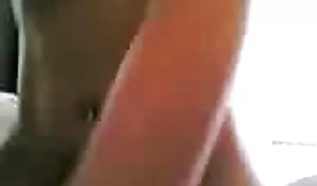 Les babe لینک فیلم سوپر سکسی قبل از ارگاسم در بیرون از منزل مشاجره کرد